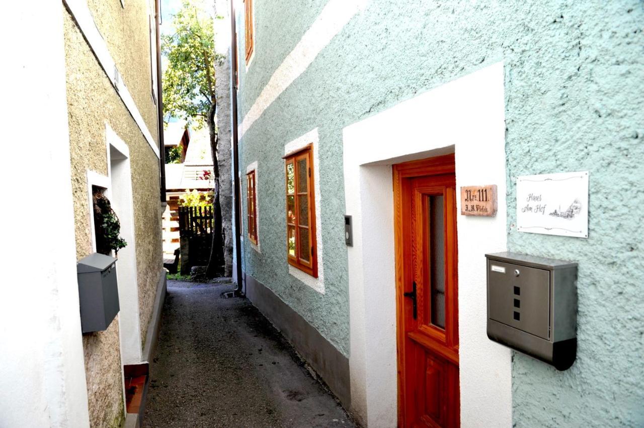 Haus Am Hof - 15Th Century House At The Lake, Near The Marketplace, With A Balcony Χάλστατ Εξωτερικό φωτογραφία